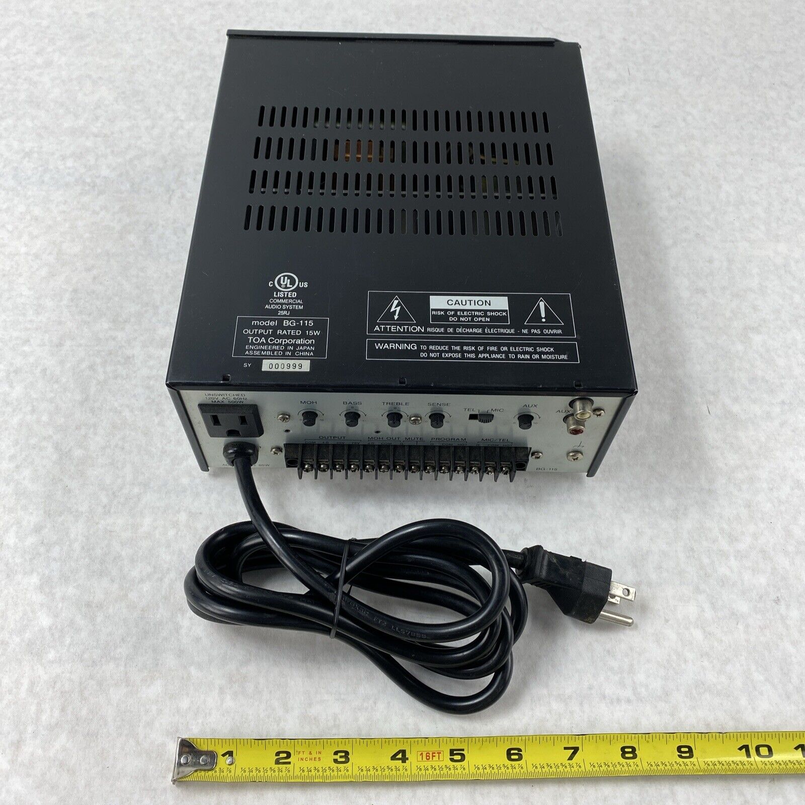 TOA BG-115 15W Integrated Amplifier Grade C UNTESTED POWERS ON