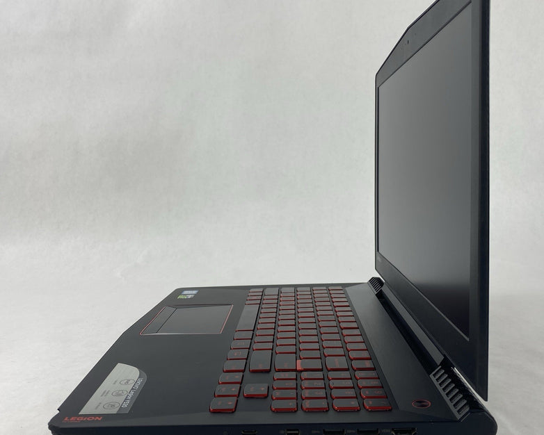 Lenovo Legion Y520-15IKBM 15.6" i7-7700HQ 2.80GHz 16GB RAM RTX 1060 No SSD/OS/AC