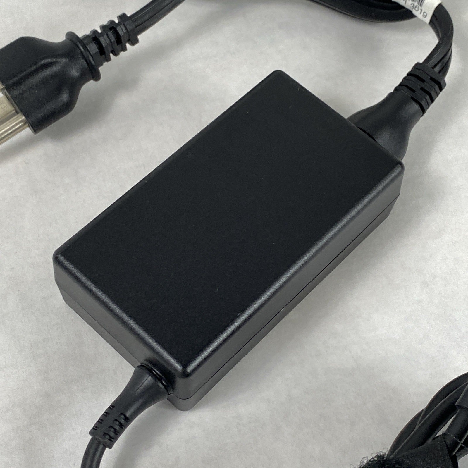 HP TPN-LA16 65W 19.5V 3.33A 7.4mm Laptop AC Adapter w/ Power Cord (Lot of 10)
