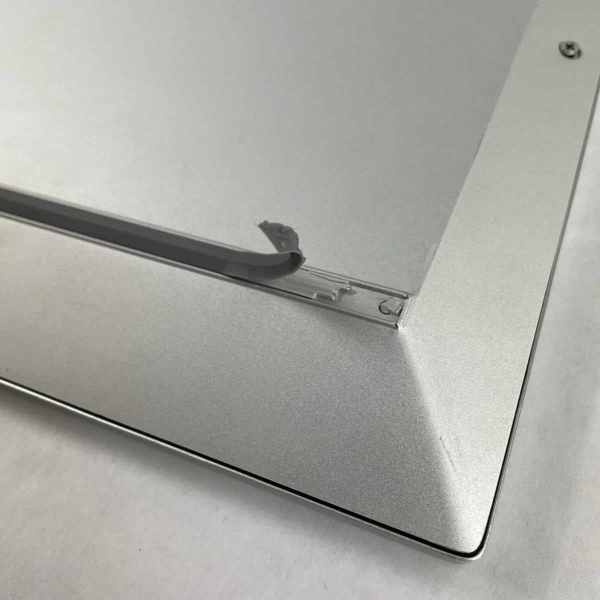 HP EliteBook 850 G8 15.6" i5-1145G7 2.60 GHz 8 GB RAM No SSD/OS/AC/Batt - Rubber16