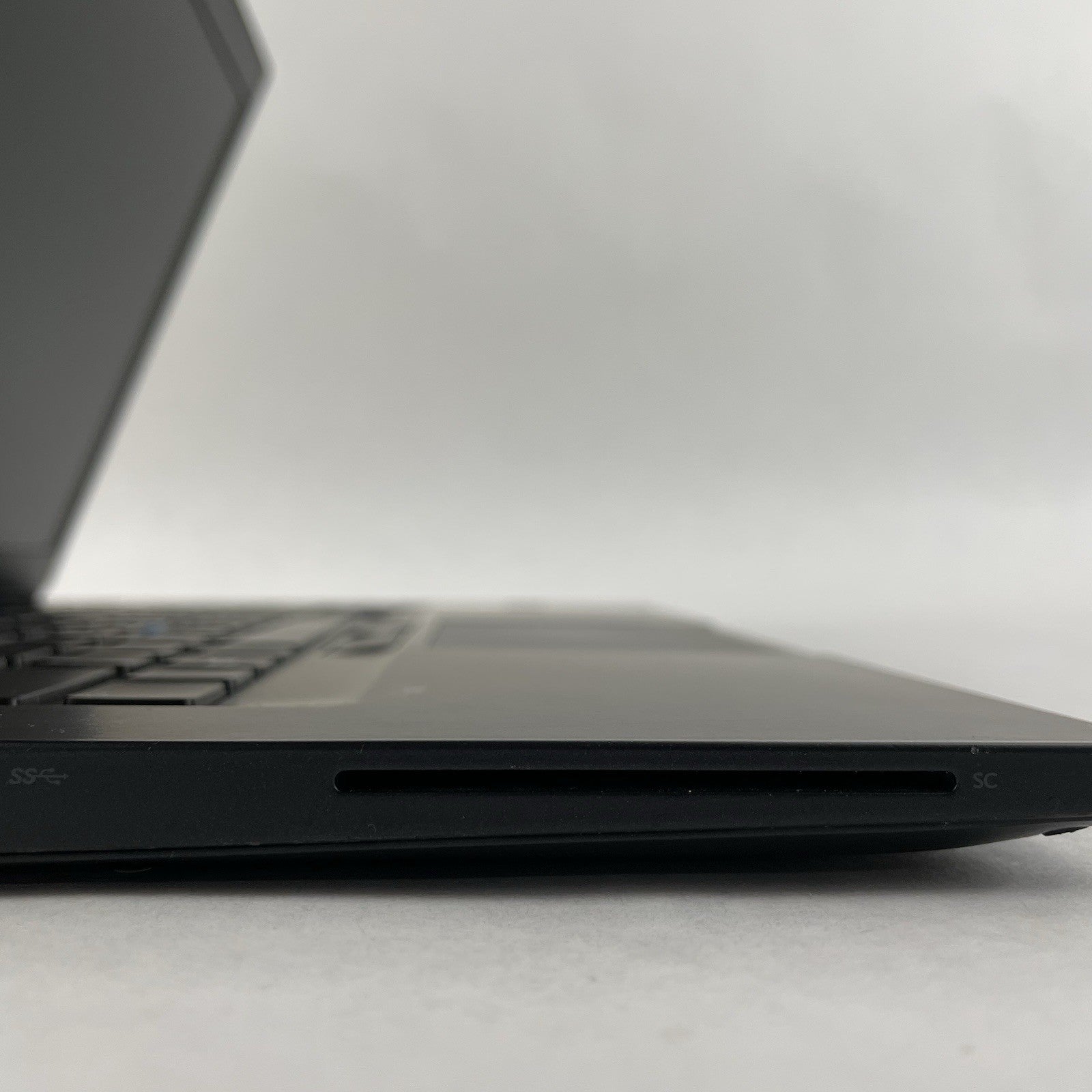 Dell Latitude 7480 14" i7-7600U 2.80 GHz 8 GB RAM No SSD/OS/AC/Batt7