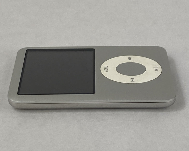 Apple iPod Nano 3rd Gen A1236 8GB Silver v1.1.3