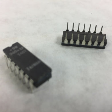 SW 946-2P Stewart Warner  14 Pin  Lot of 24