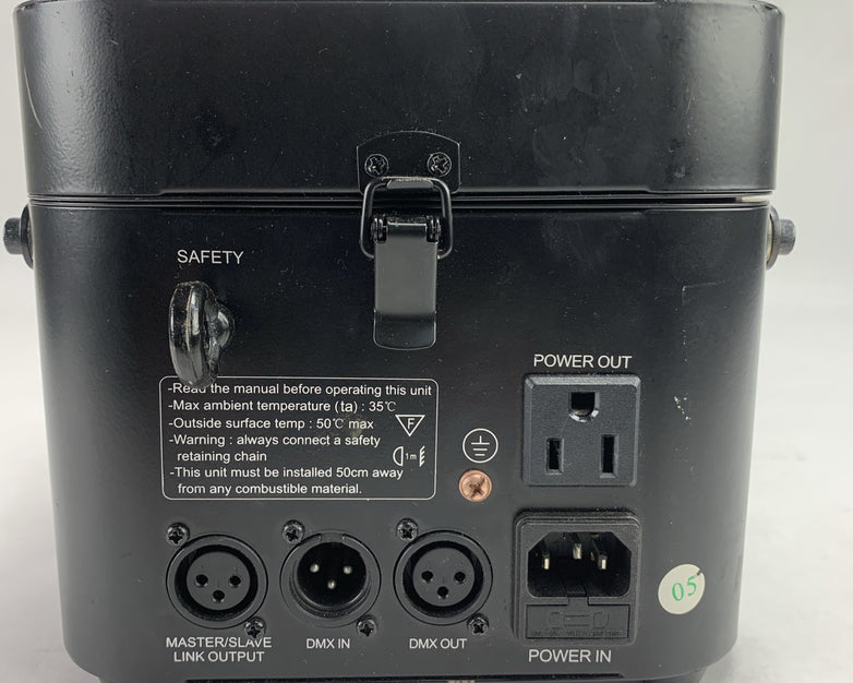 Chauvet DJ Freedom Par Quad-5 240V 116W Battery Power Wireless LED Wash Uplight