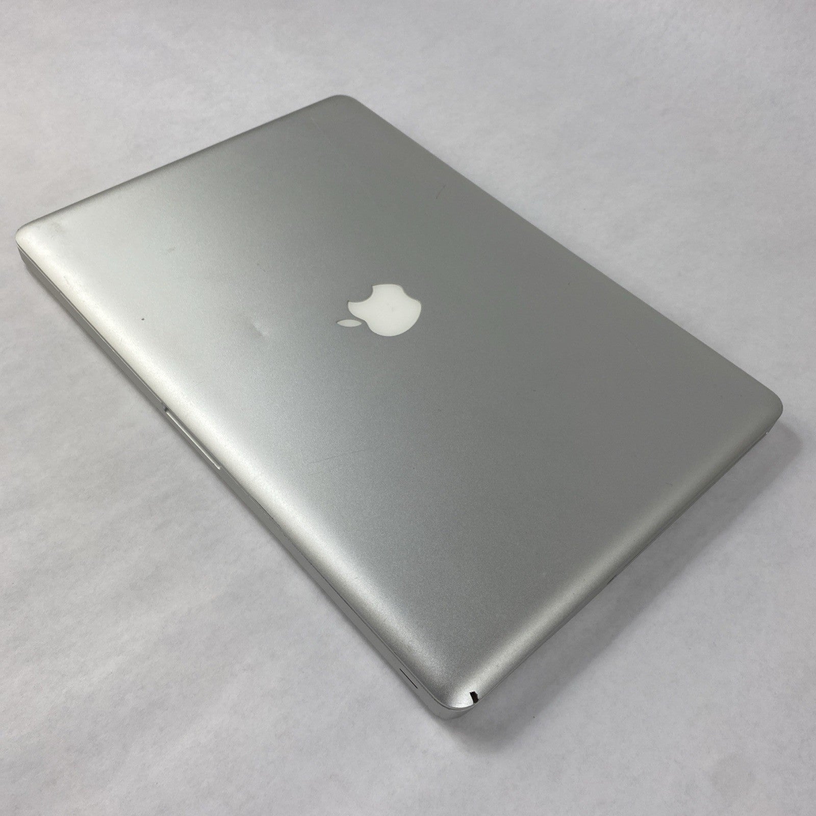 Apple MacBook Pro A1286 2010 15" 2.6GHz i7 8GB RAM 120GB SSD os10.13.6 118Cycles11