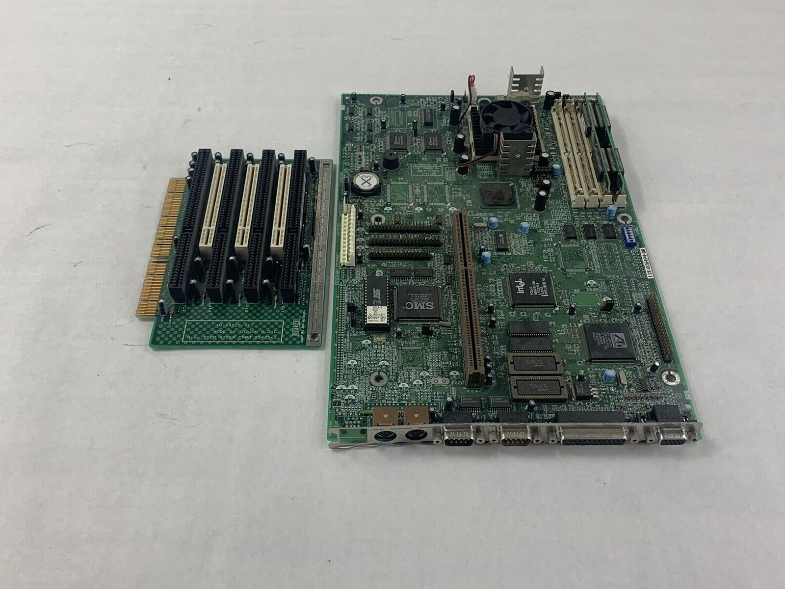 Data General 5166sc Motherboard Intel Pentium 166MHz 16MB RAM I/O Riser