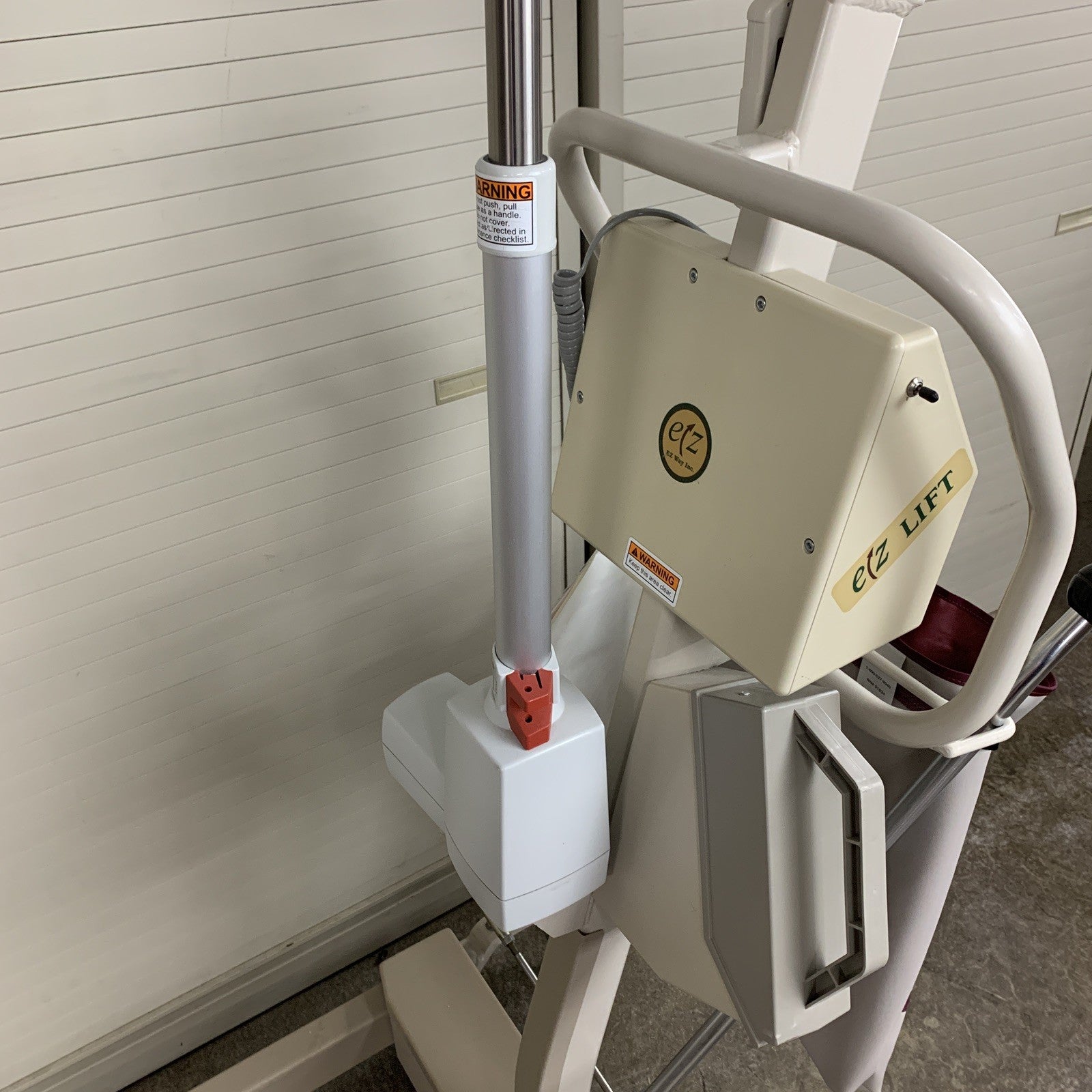 EZ Way 598 EZ Lift Patient Positioner W/ Battery No Charger