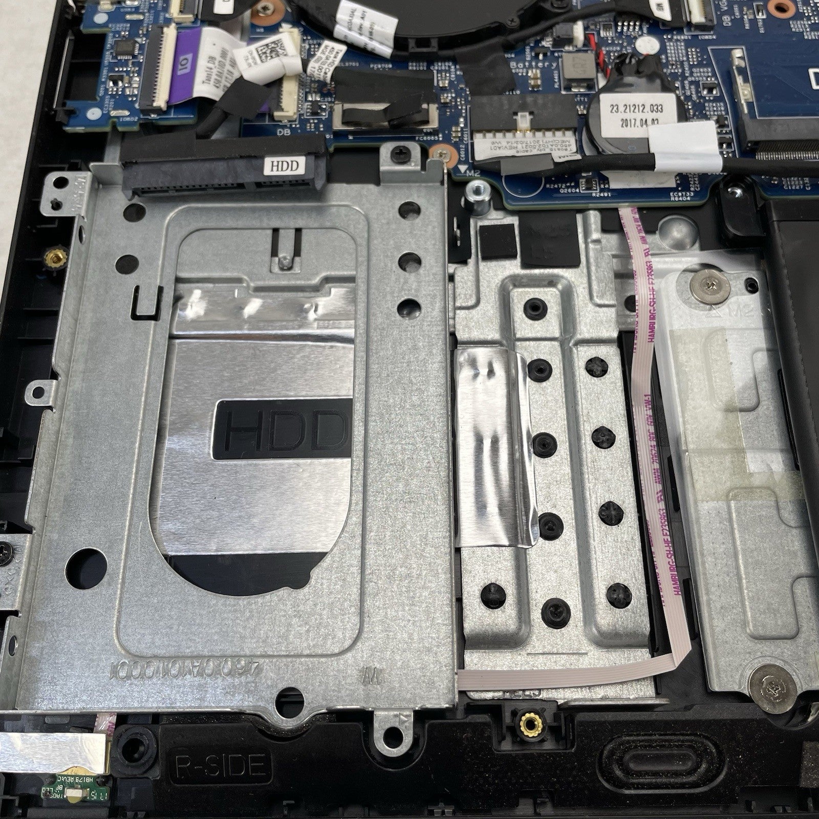 Dell Latitude 3480 14" i5-6200U 2.30 GHz 8 GB RAM No SSD/OS/AC19