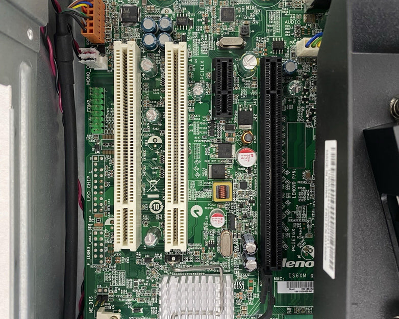 Lenovo ThinkCentre M81 MT Intel Core i5-2400 3.10GHz 2GB RAM No HDD No OS