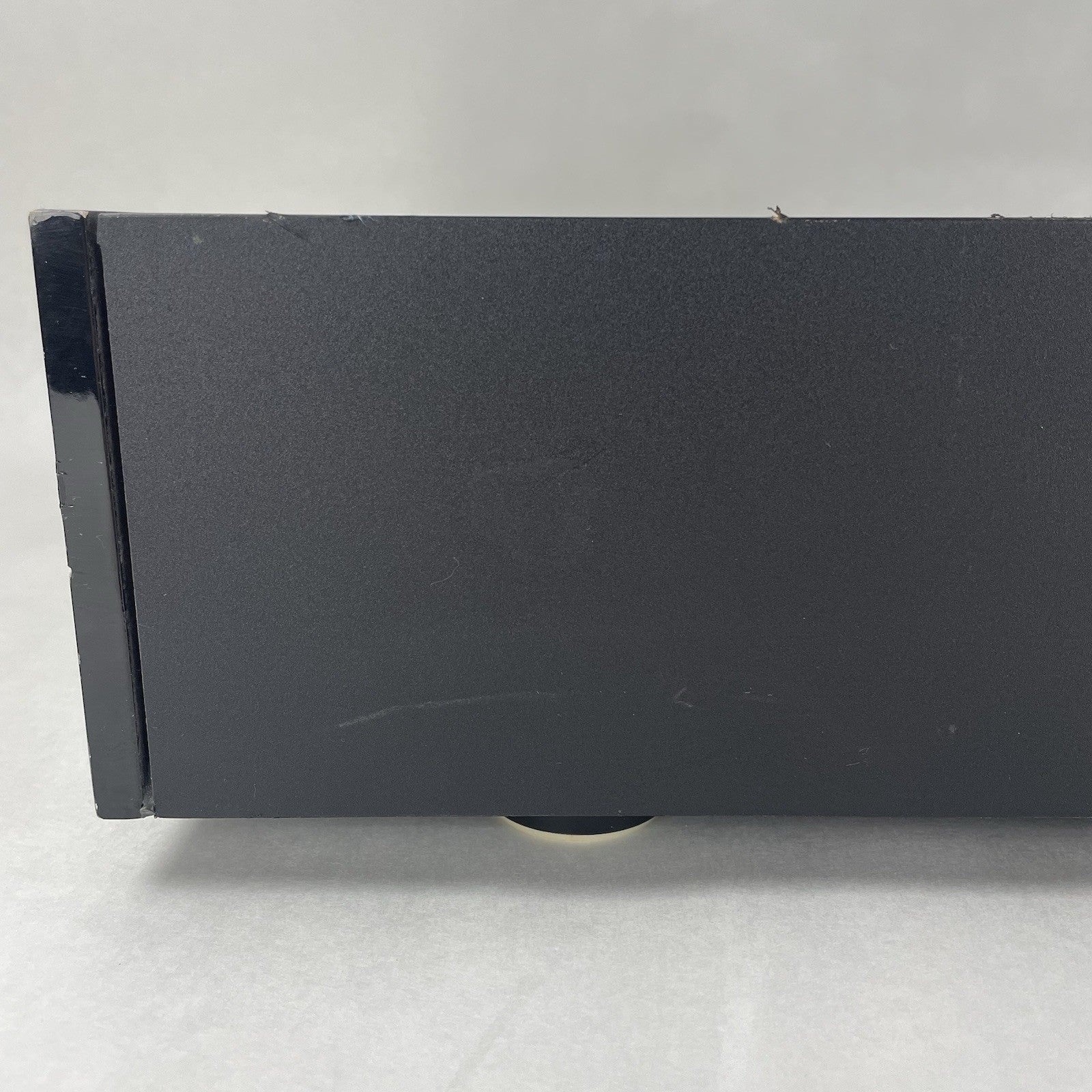 ZVOX 580 Sound Bar Sound Base Cabinet Box Subwoofer Sound System TV Platform Blk