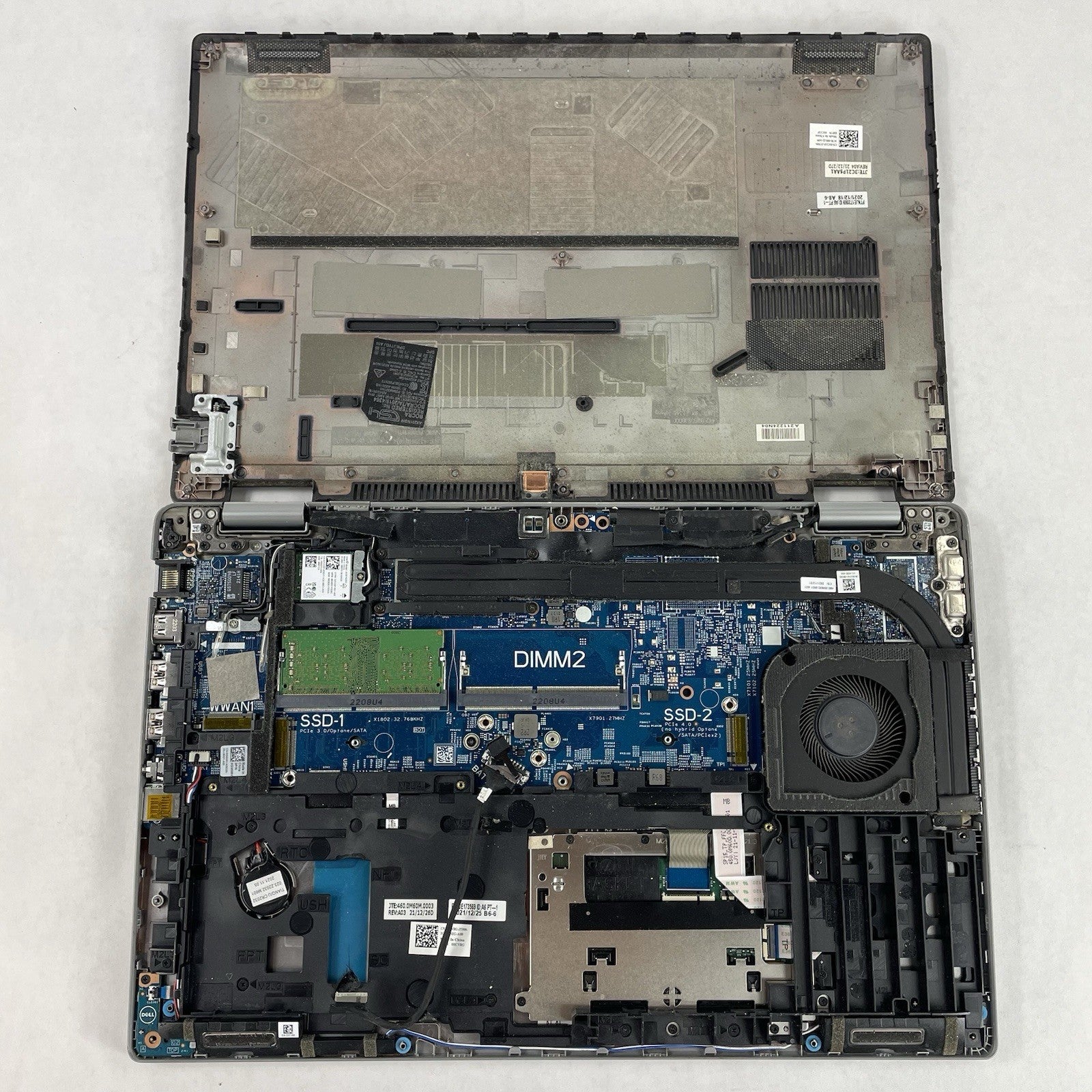 Dell Latitude 5520 15.6" i5-1135G7 2.40GHz 8GB RAM No SSD/OS/Batt - Missing Keys17