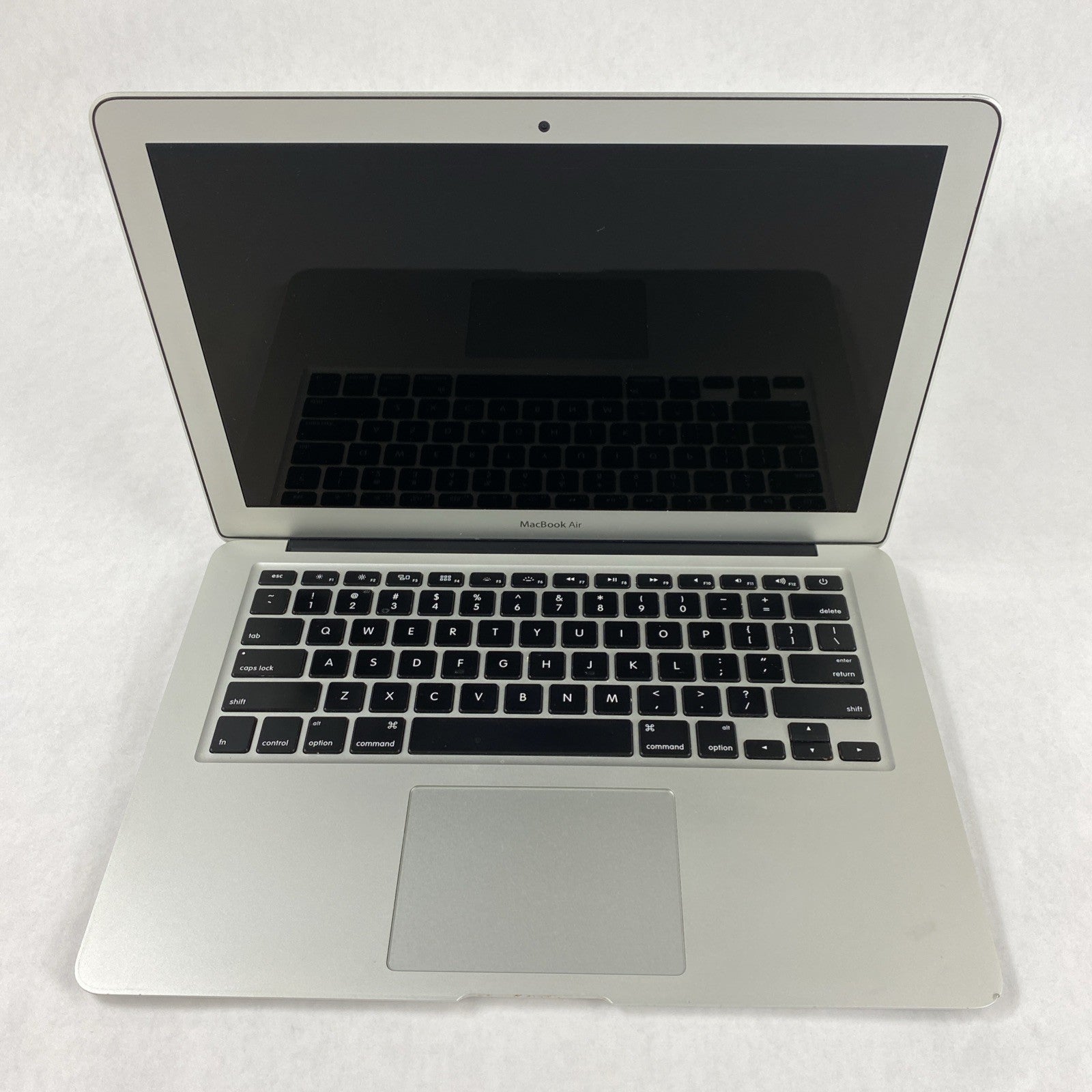 Apple MacBook Air A1466 2017 13" 1.8 GHz i5 8 GB RAM 500GB SSD os12.7.65