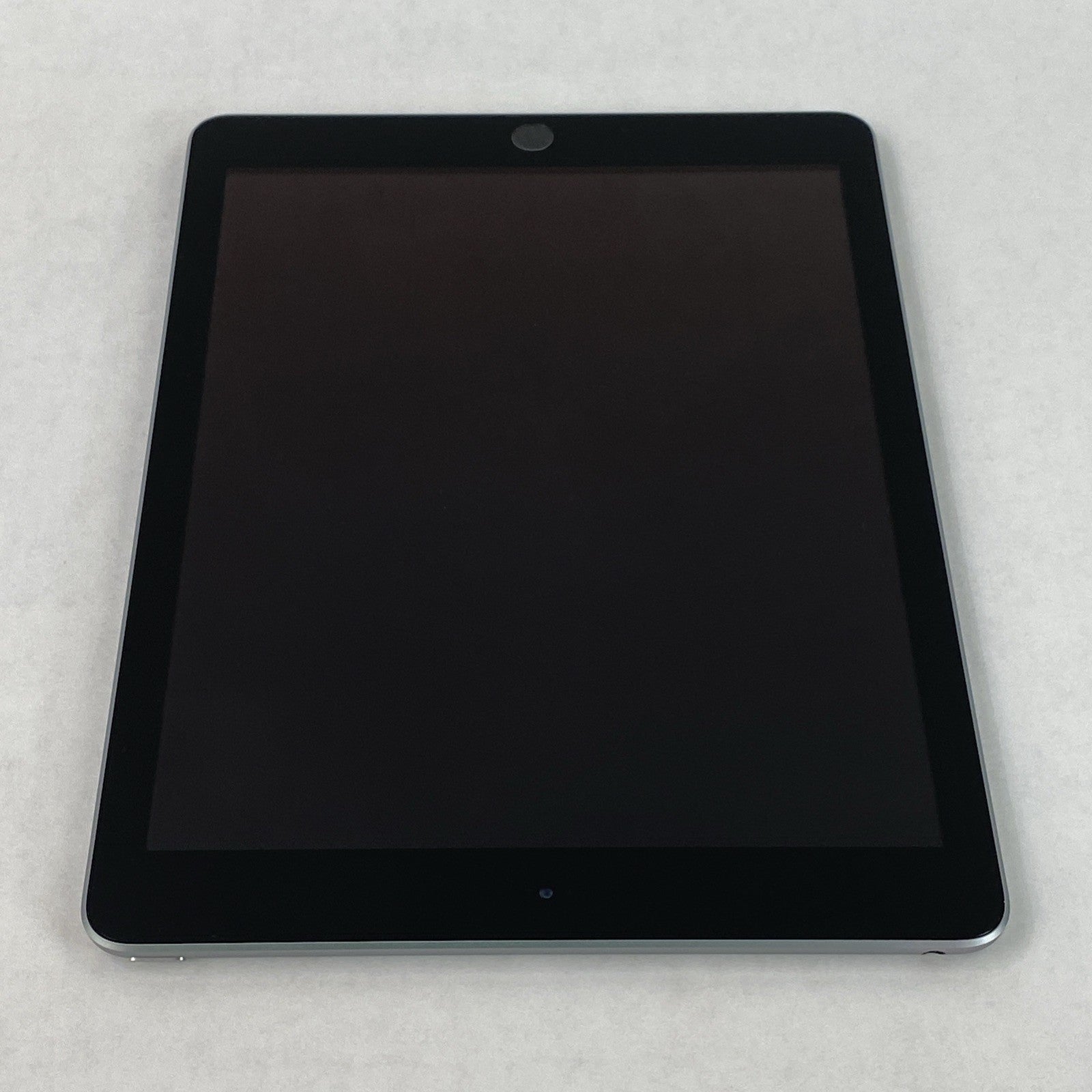 Apple iPad 6th Gen A1893 32GB 9.7" Retina Wi-Fi Space Gray IOS 17.7.106