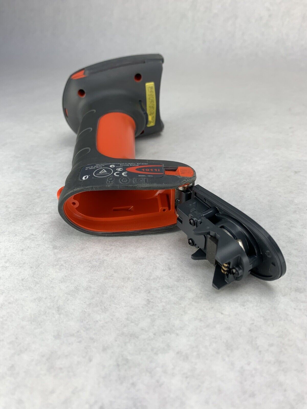 Honeywell 1911IER-3 Wireless Barcode Scanner (For Parts or Repair)