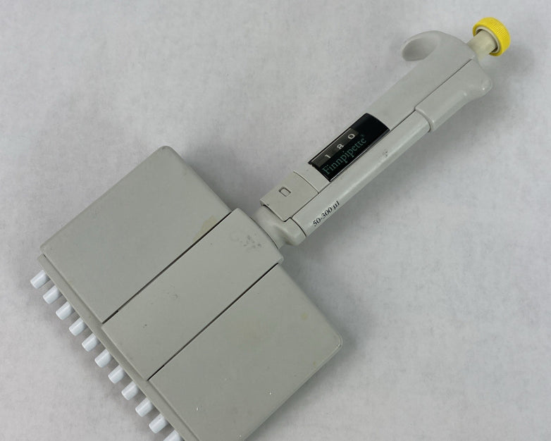 Labsystems Finnipipette 4510 50-300 µL 12 Channel Handheld Manual Pipette J50477