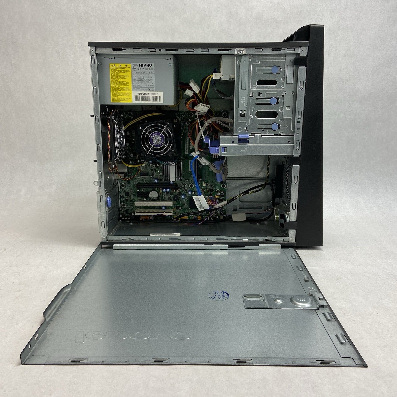 Lenovo ThinkCentre A55 MT Intel Pentium 4 3.06GHz 2GB RAM No HDD/OS XP Pro COA8
