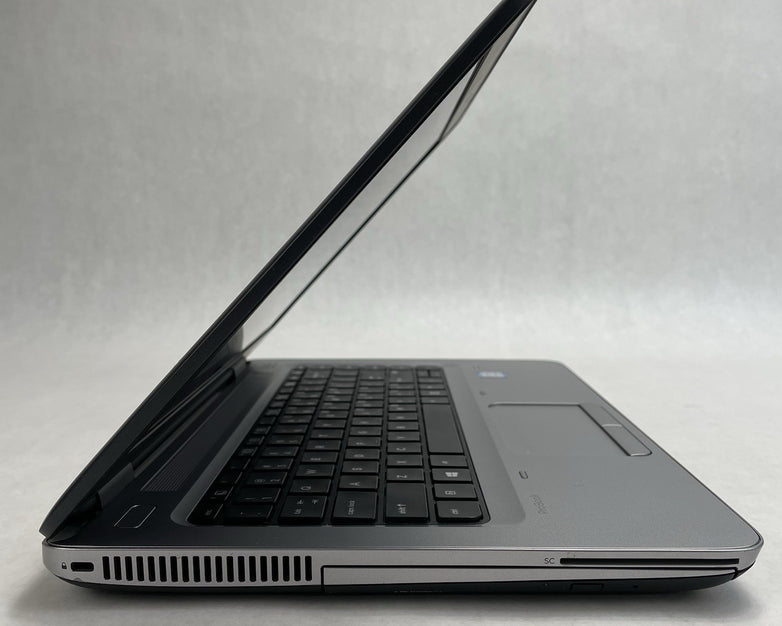 HP ProBook 640 G2 14" i5-6200U 2.30 GHz 4 GB RAM No SSD/OS/AC
