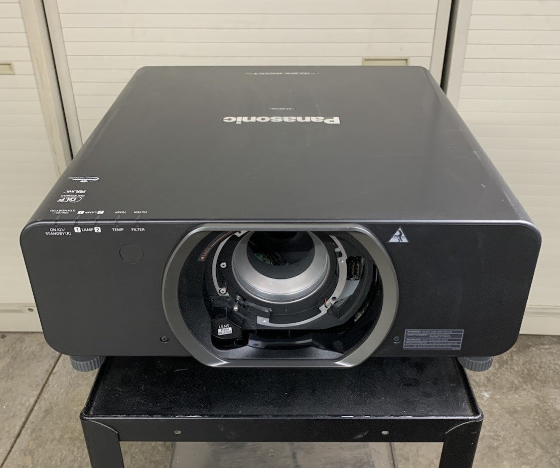 Panasonic PT-DZ10KU WUXGA DLP Lamp Projector 172 H - Tested No Lens No Remote1