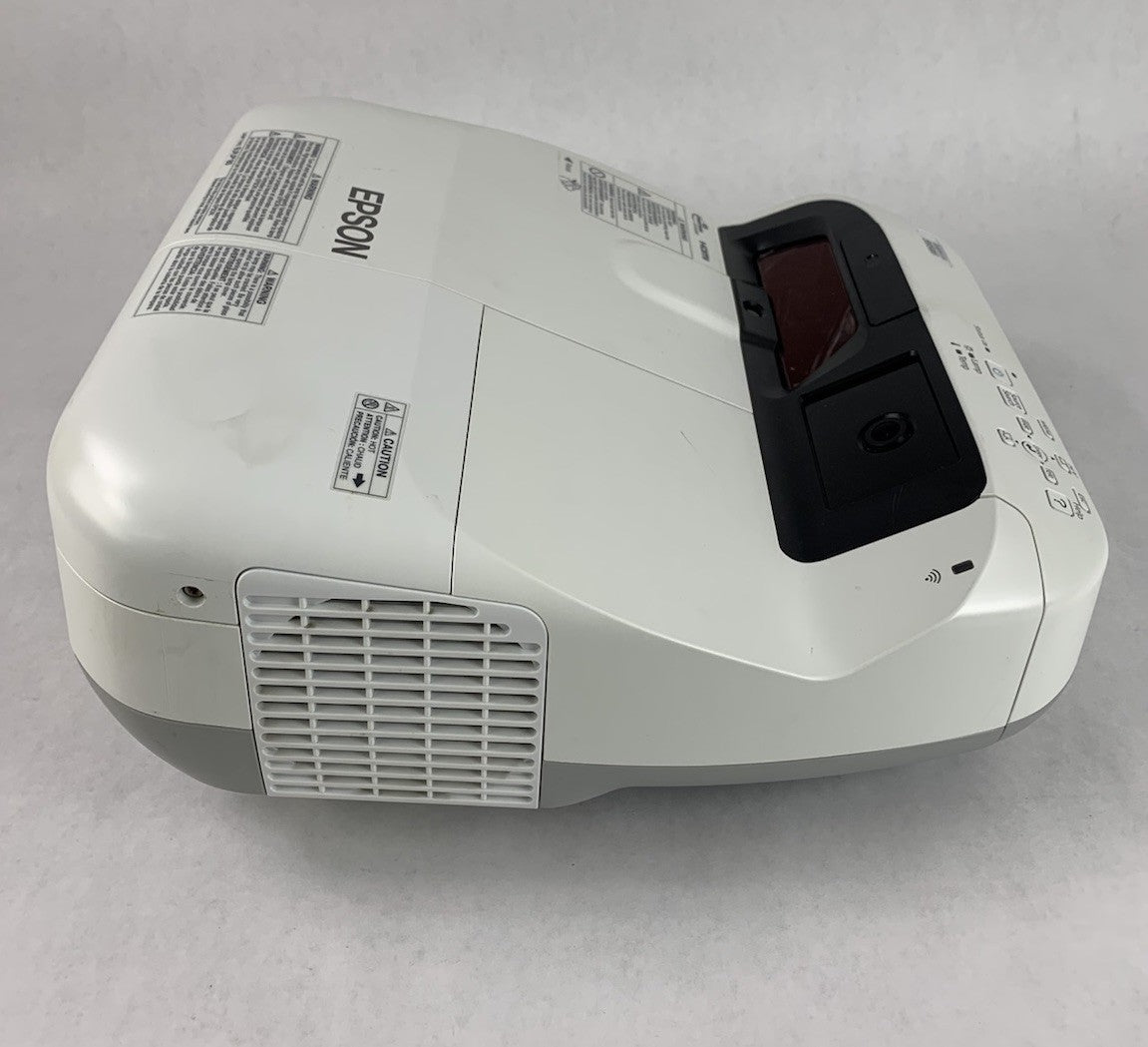 Epson H599A BrightLink 595Wi LCD Lamp Projector 3050 Lamp Hours No Remote2