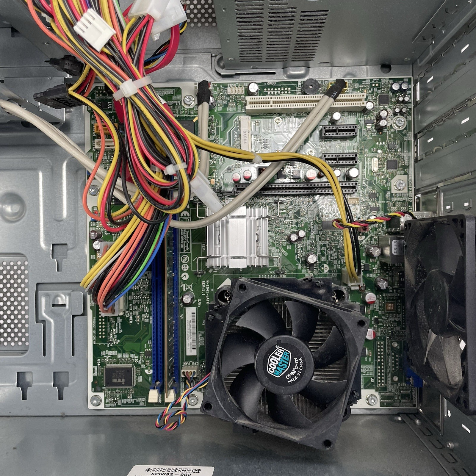 HP 500B MT Pentium Dual_Core E5700 3.00 GHz 2 GB Ram No HD No OS