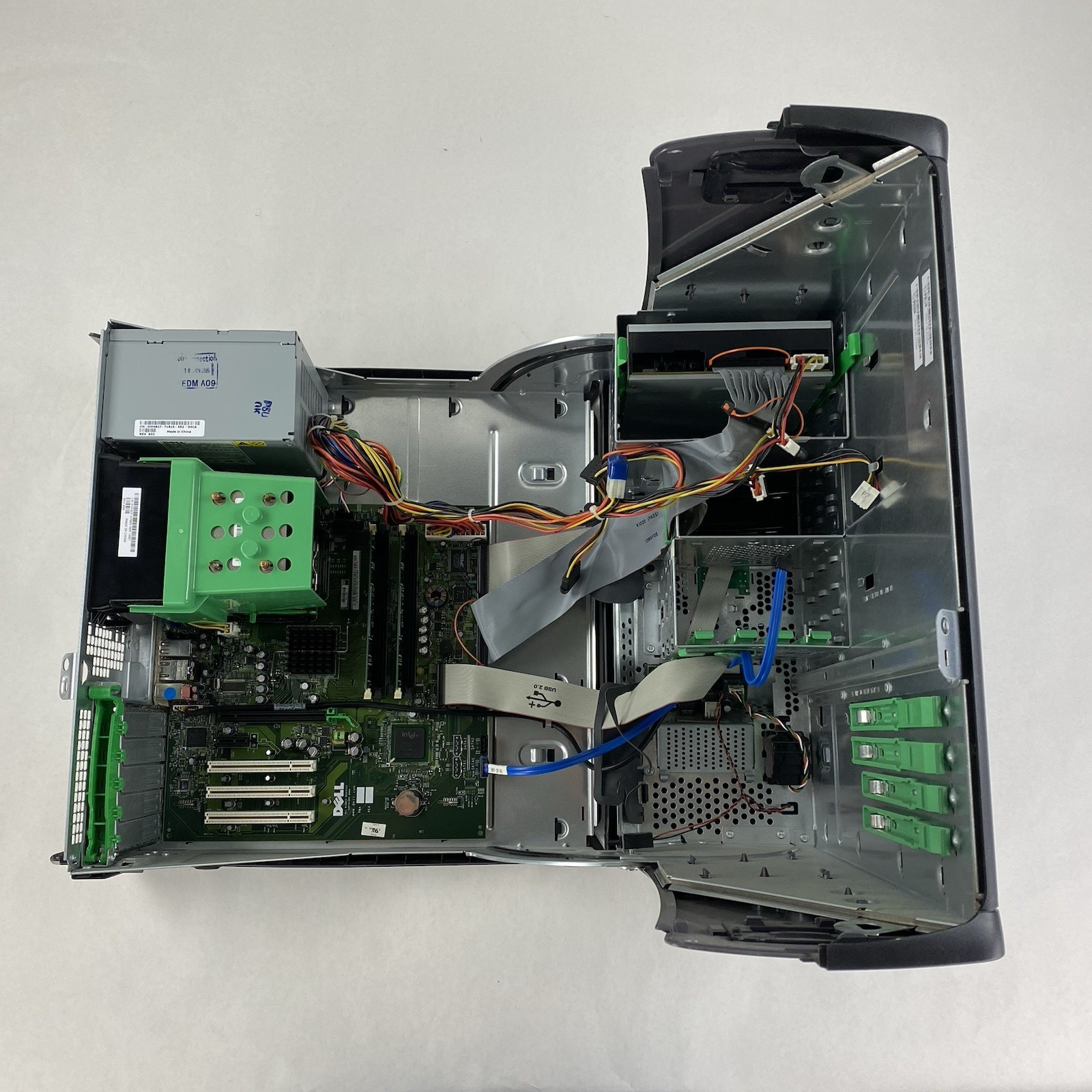 Dell OptiPlex GX280 MT Pentium 4 3.00GHz 512MB RAM No HDD No OS