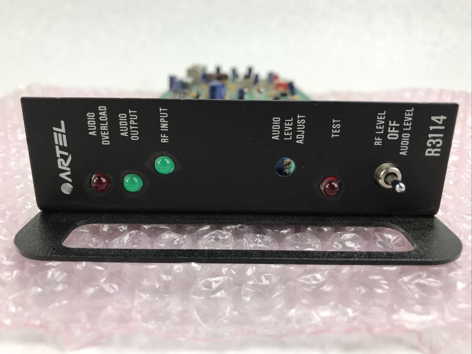 ARTEL R3114 Satelite Equipment