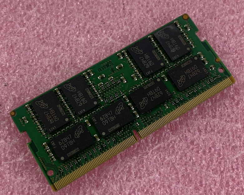 Micron MTA16ATF2G64HZ-2G3B1 16GB 1x16GB DDR4 260-Pin PC4-2400T Laptop Memory Ram