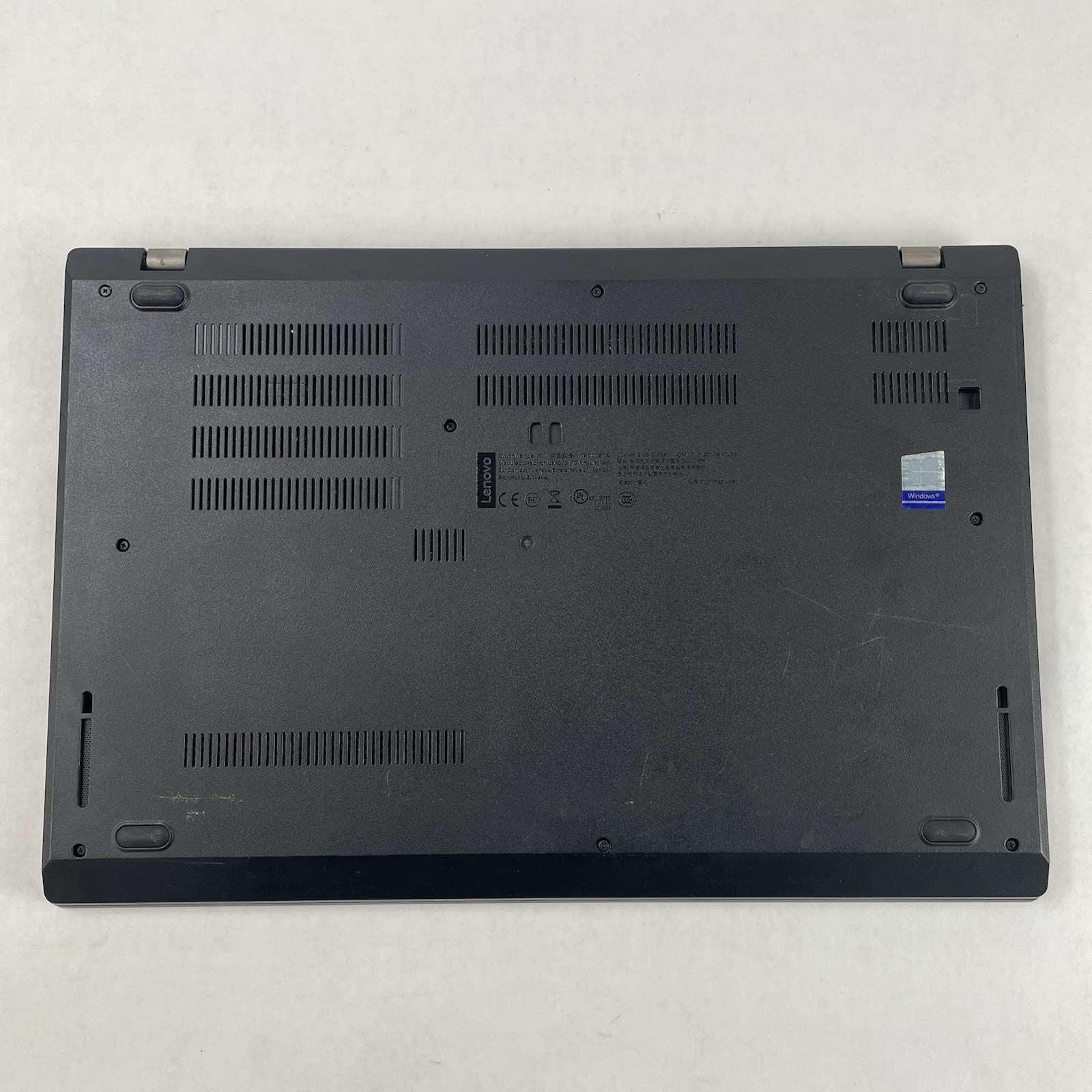 Lenovo ThinkPad L580 15.6" i5-8250U 1.60 GHz 8 GB RAM No SSD/OS/AC - Missing Key13
