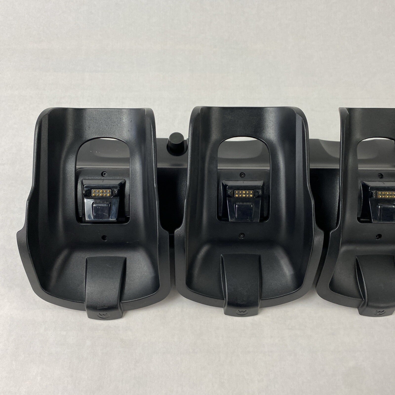 Motorola 9500 Series CRD9501-4E 4 Slot Charging Cradle CRD9501-4000ER