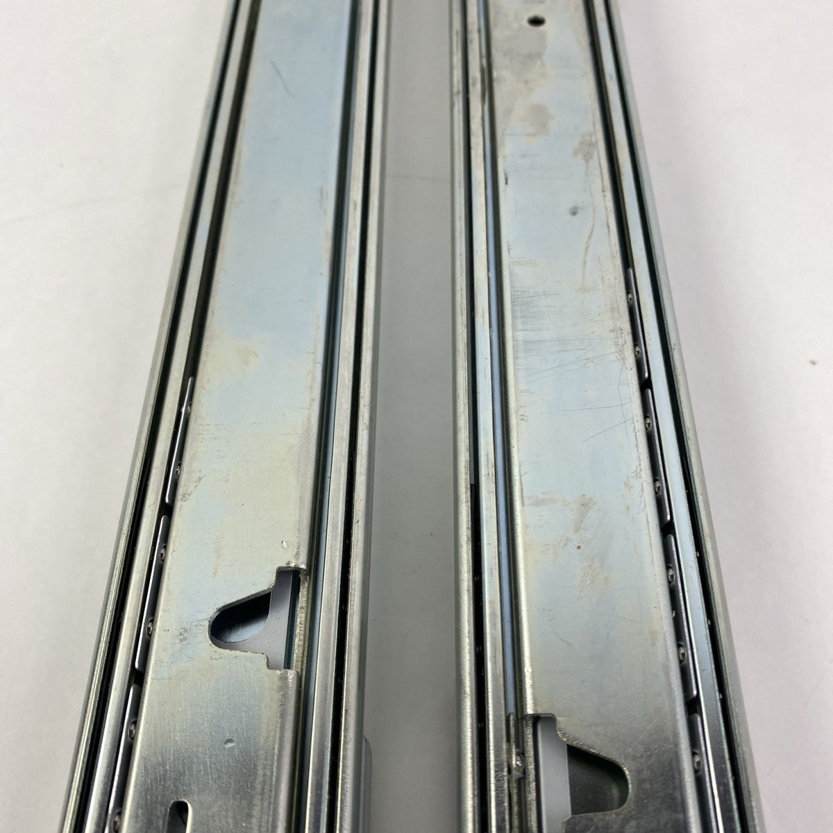 IBM 68Y9724 68Y9725 Right and Left Sliding Rails11