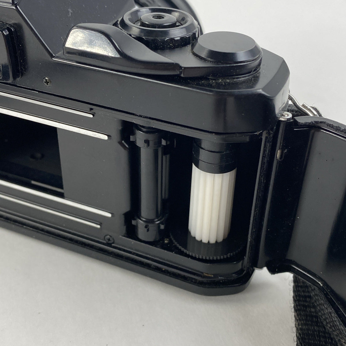 Pentax MV 35MM Film Camera w/ SMC Pentax-M 1:2 50 mm Lens - Untested for Parts10
