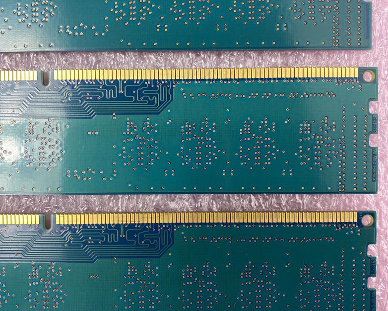 Lot( 4 ) 1GB Hynix HMT112U6BFR8C-G7 1Rx8 PC3-8500U DDR3 non-ECC Desktop RAM