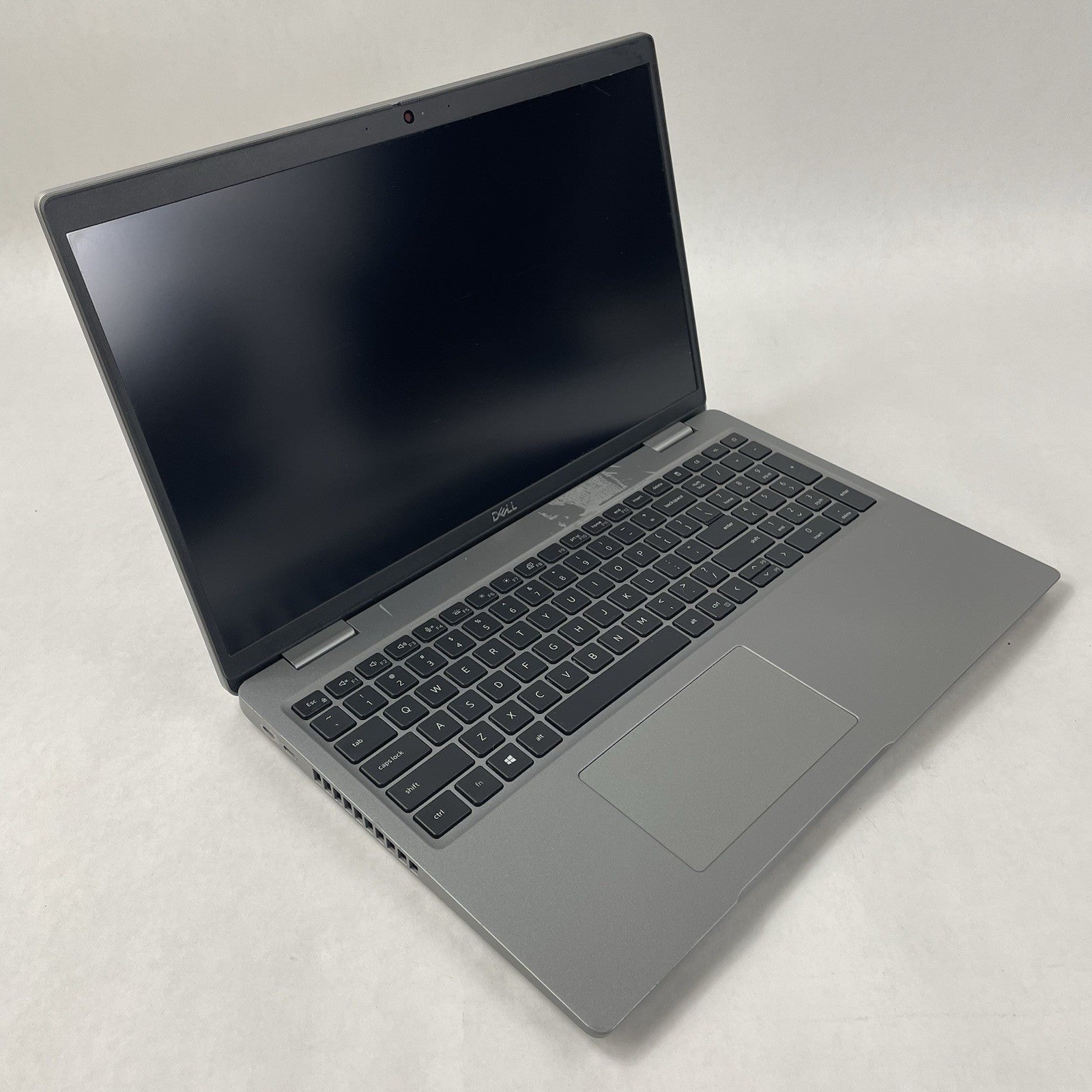 Dell Latitude 5520 15.6" i5-1135G7 2.40 GHz 8 GB RAM No SSD/OS/AC - Bad C-Port0