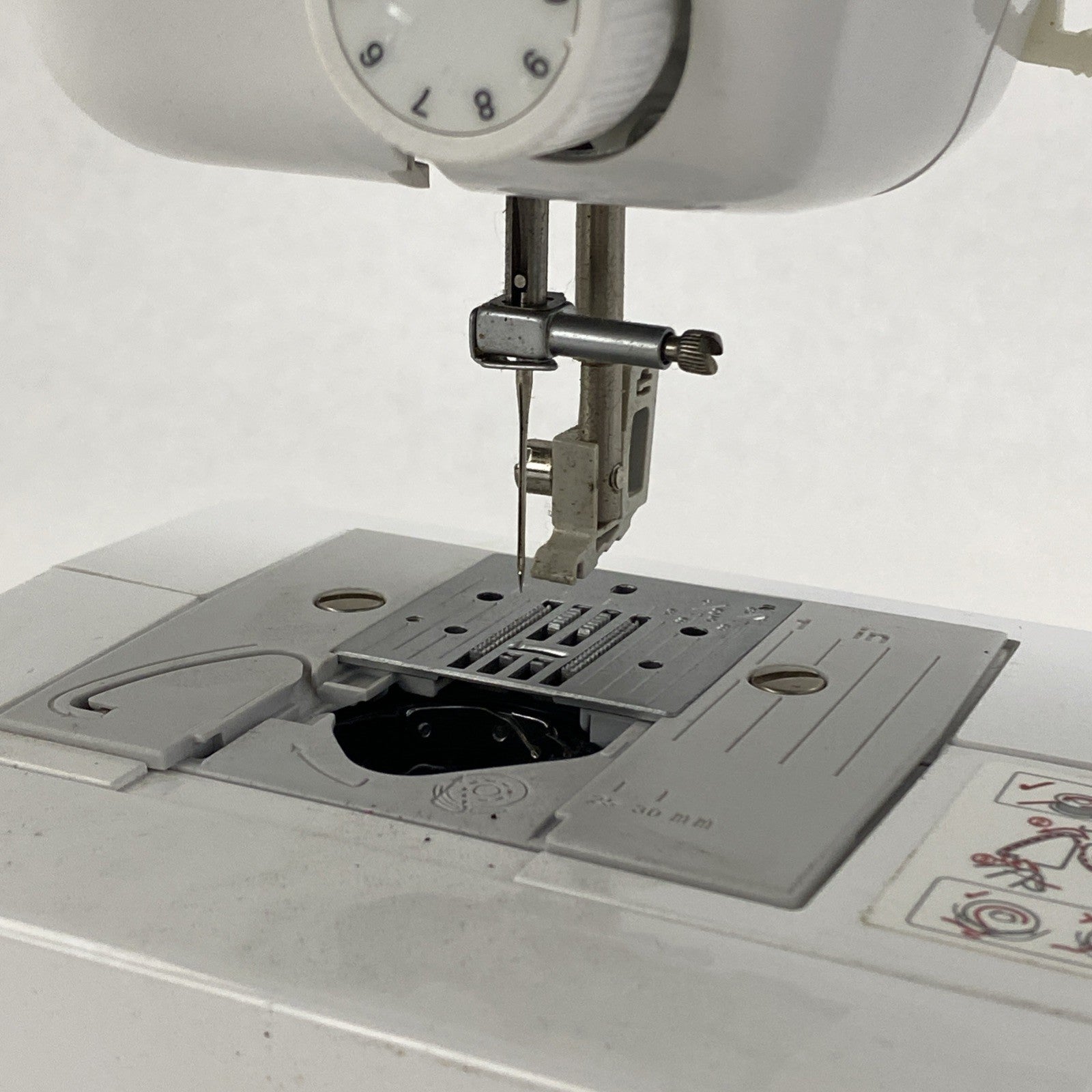 Brother LX3817 Sewing Machine No Foot Pedal No Power Cord parts or Repair3