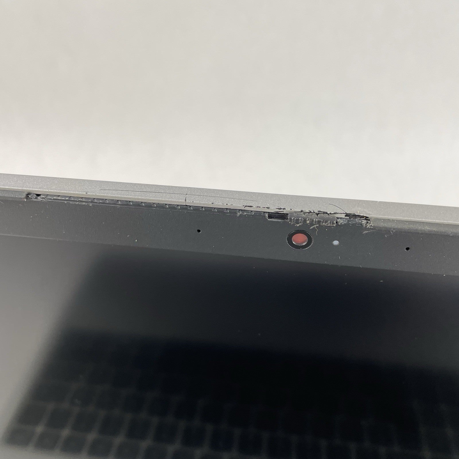 Dell Latitude 5520 15.6" i5-1135G7 2.40 GHz 8 GB RAM No SSD/OS/AC - Bezel READ4