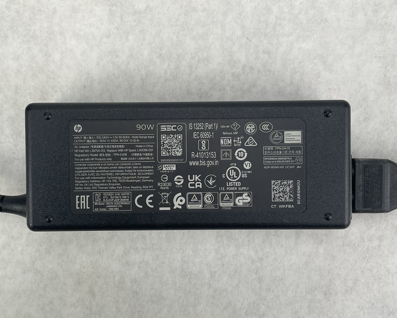 HP AC Adapter TPN-DA18 100-240V 1.7A 50-60HZ Lot of 10