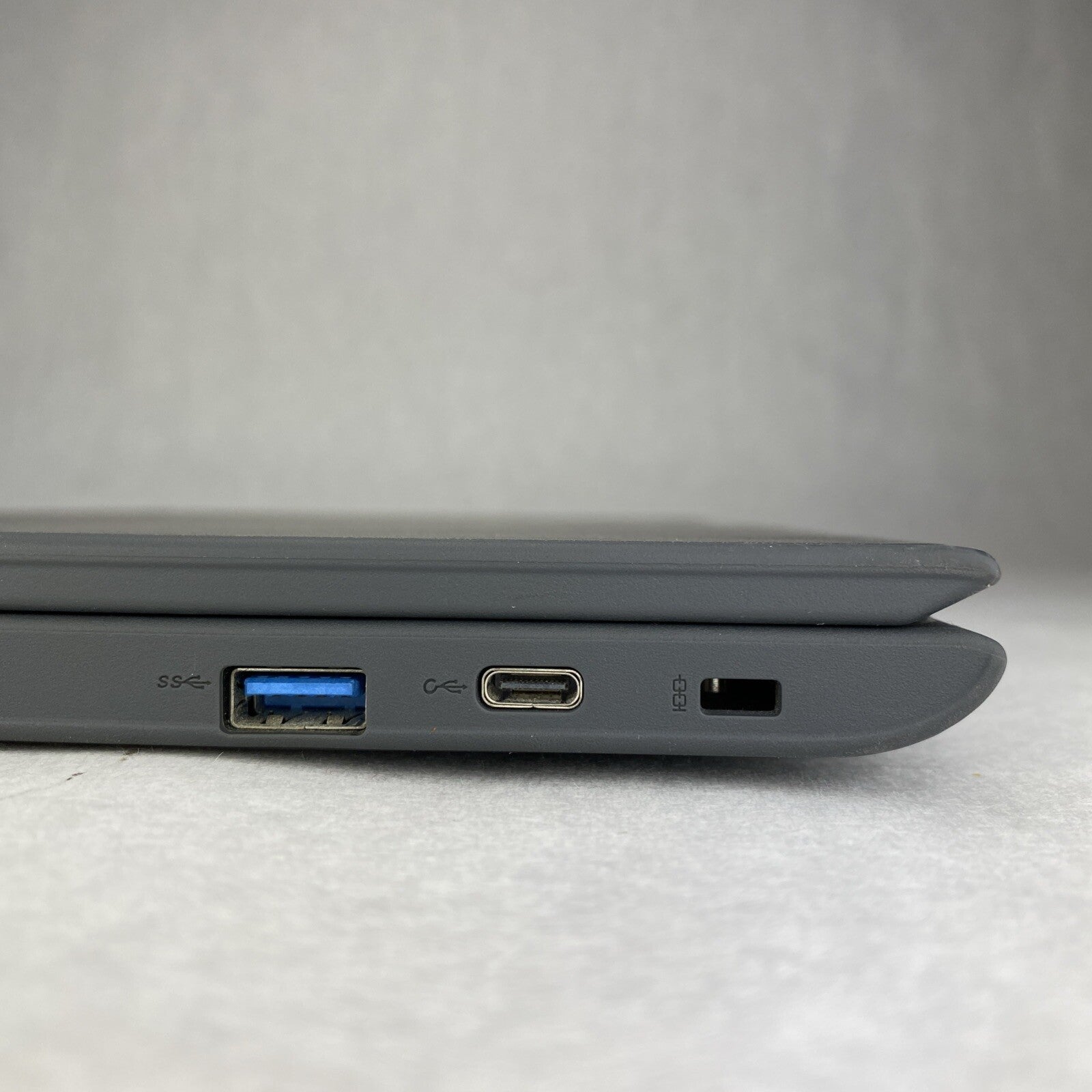 Lenovo 100e Chromebook 2nd Gen 82CD 11.6" AMD A4-9120C 1.60GHz 4GB RAM 16GB READ