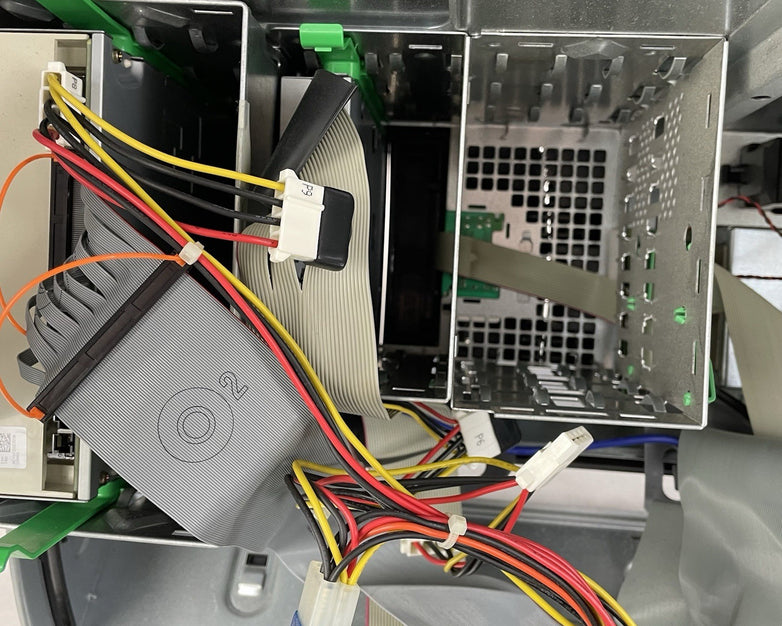 Dell Optiplex GX270 MT Intel Pentium 4 2.66 GHz 512 MB Ram No HDD No Os