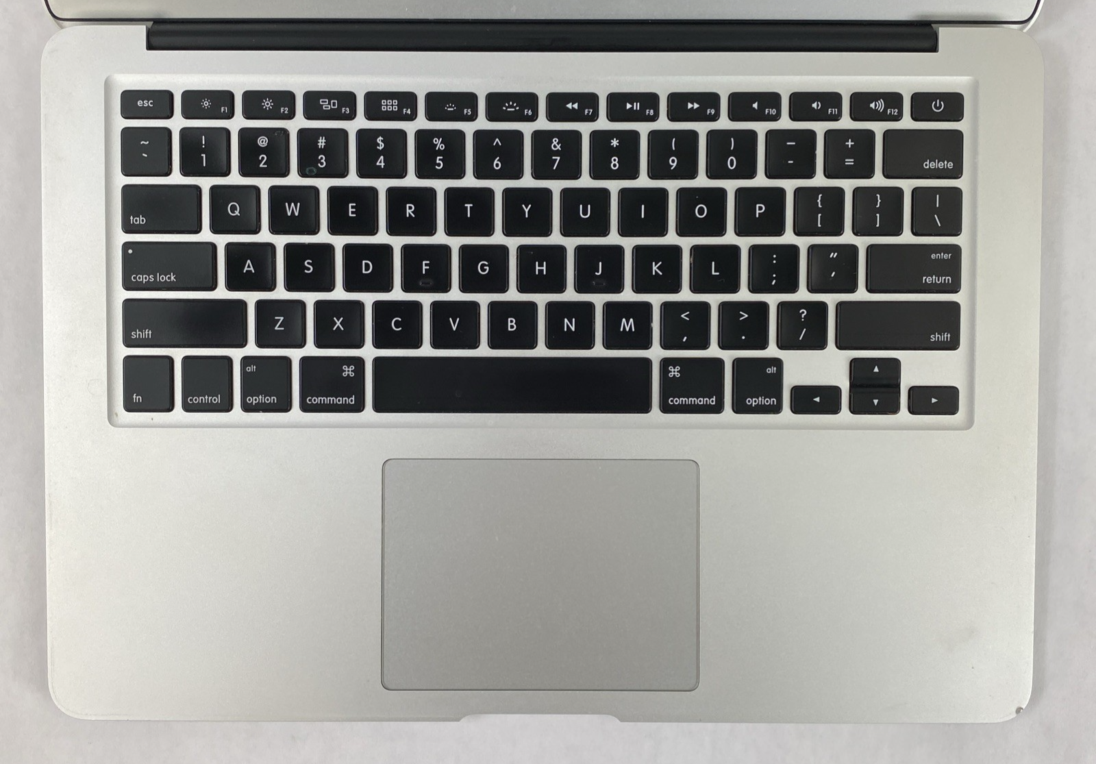 Apple MacBook Air A1466 2017 13" 1.8 GHz i5 8 GB RAM 500GB SSD os12.7.66
