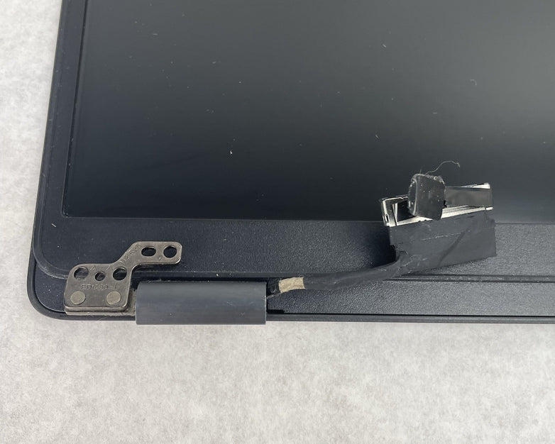 Dell Latitude 5500 15.6" FHD 1920x1080 Non-Touch Screen Assembly - Untested