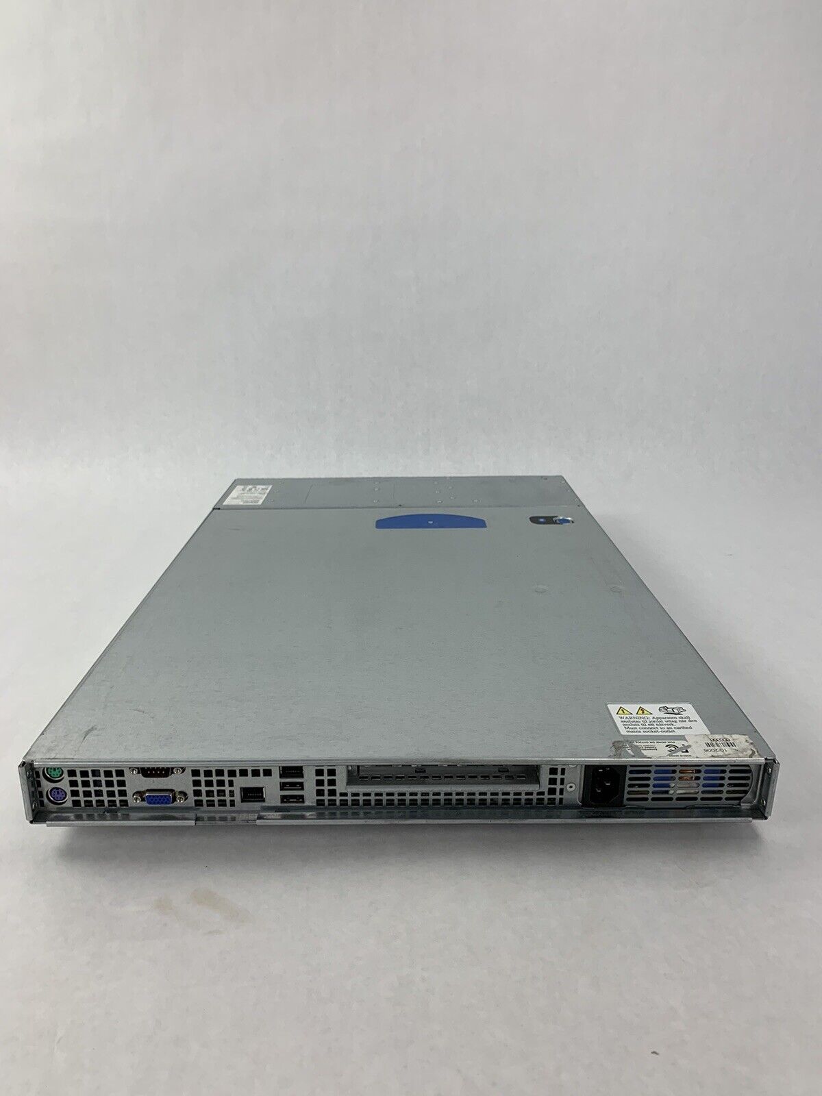 Intel Server System SR1475NH1 Pentium D 3.4 GHz  2 GB Ram No OSS No HDD