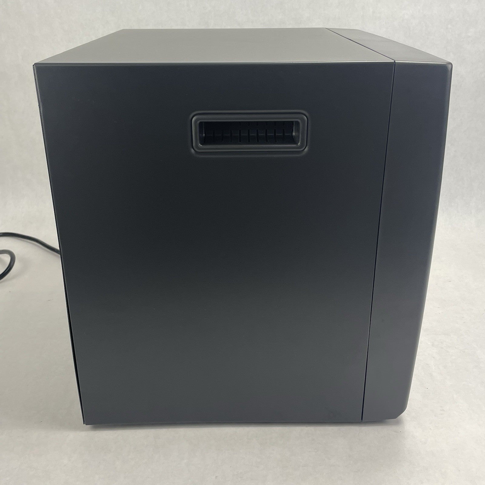 Sanyo VM 5516 Vintage B&W CRT 1997 16''7
