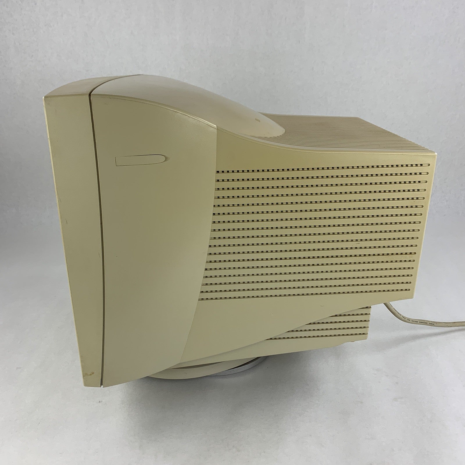 Gateway 16" EV700 E7006 1280x1024 VGA CRT Color Computer Monitor Retro Gaming