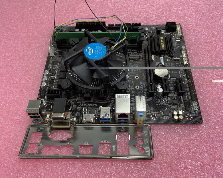 Gigabyte B250M-DS3H Motherboard Intel Core i5-7400 3GHz 4GB RAM w/IO Shield