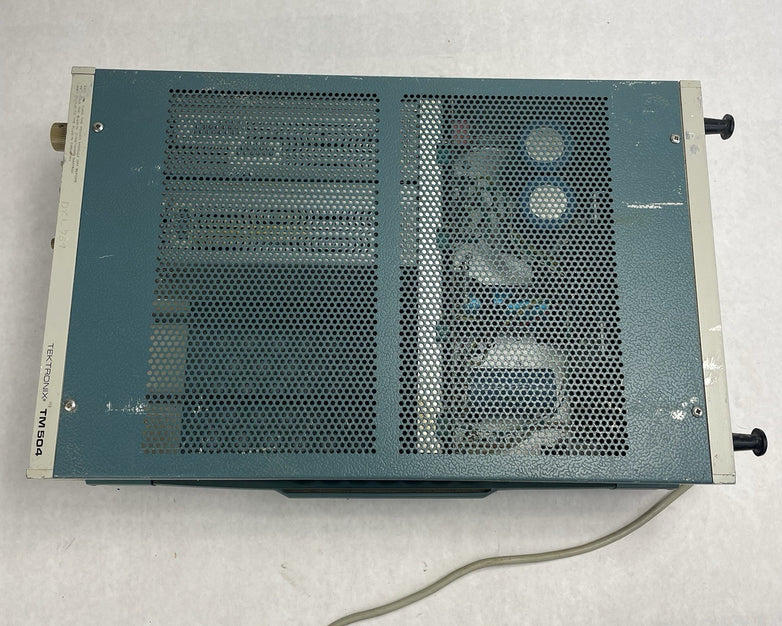 Tektronix DC504A and FG 501A Function Generator Counter / Timer Module For Parts