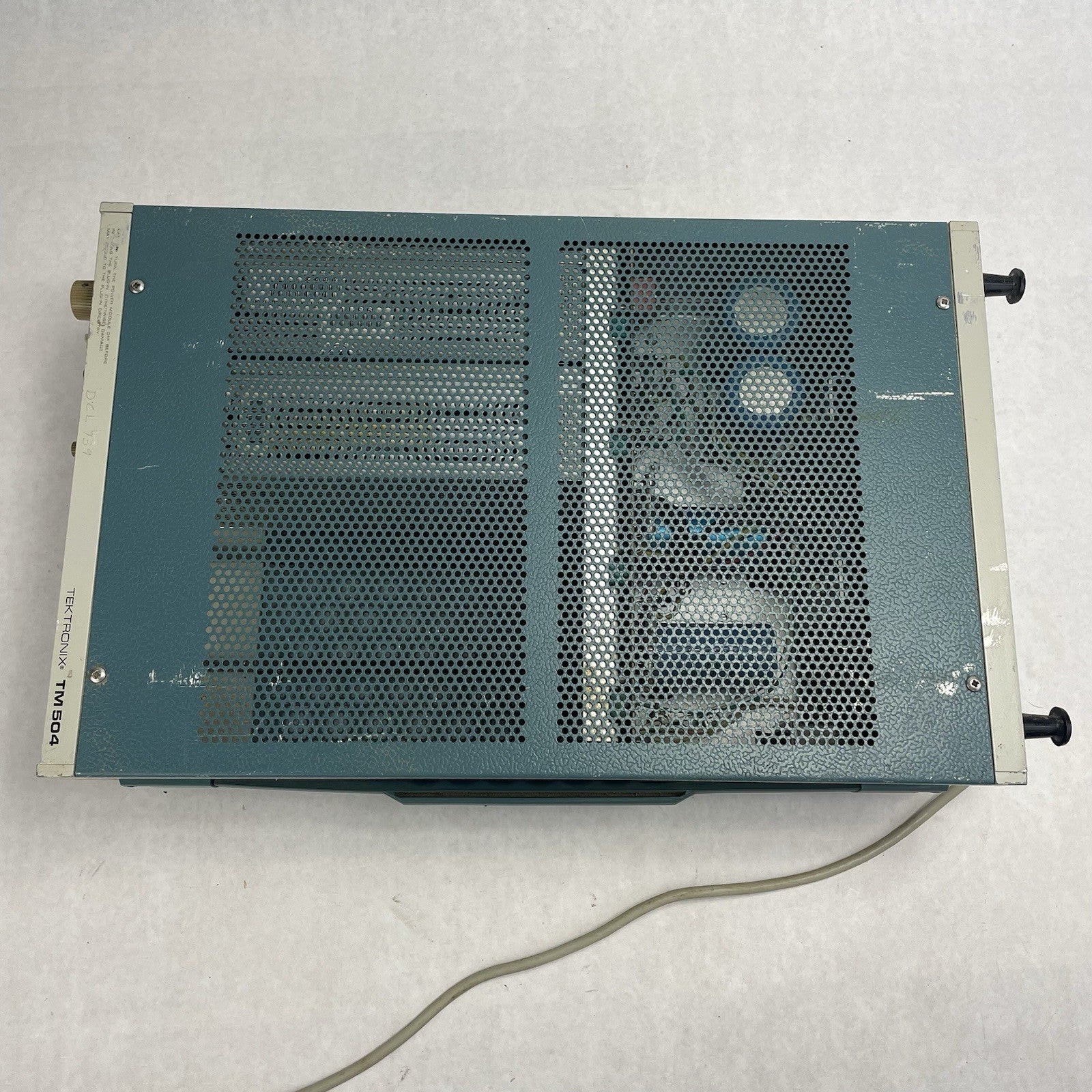 Tektronix DC504A and FG 501A Function Generator Counter / Timer Module For Parts10