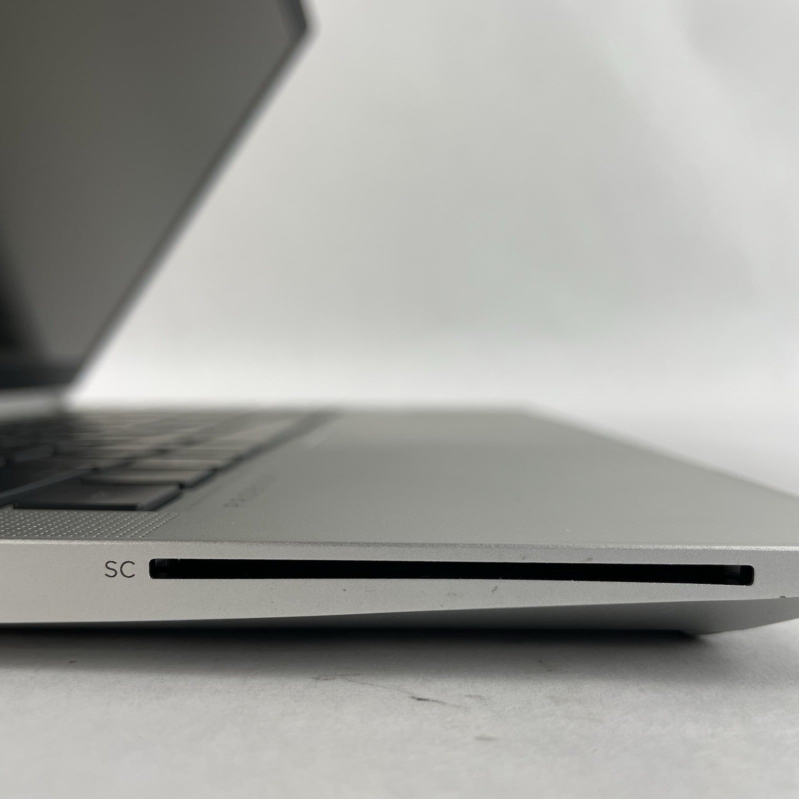 HP ProBook 630 G8 13.3" i7-1165G7 2.60 GHz 8 GB RAM No SSD/OS/AC5