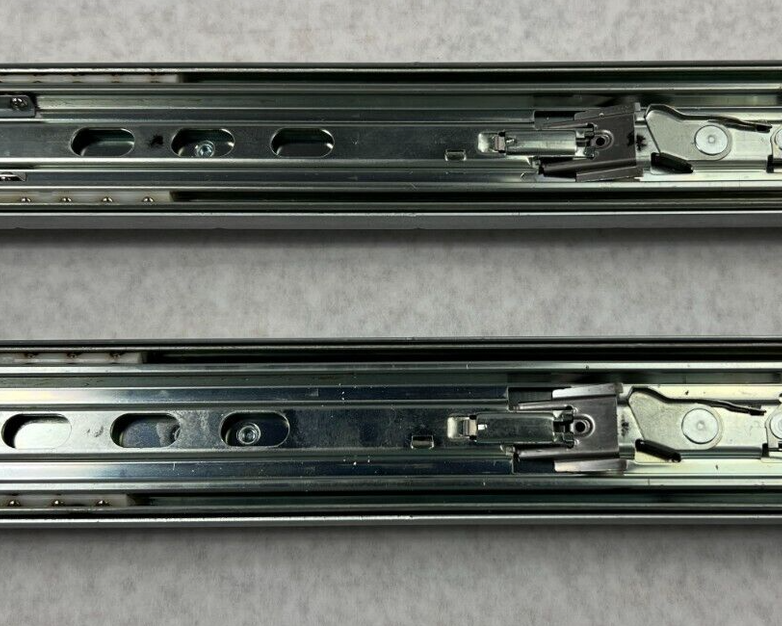 Kingslide 374518 2u-4u 30" Rails US6851773 Outers Only