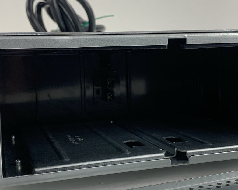 APC SMT750RM2U Line Interactive Rackmount No Battery No Faceplate W/ Caddy Cover