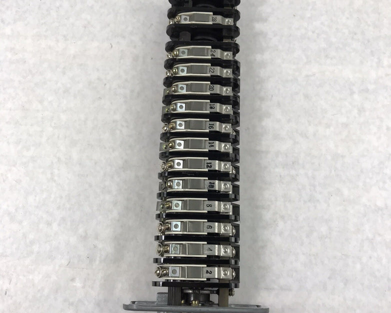 General Electric Rotary Switch SB-1 357A3000 16SB1UD6A14LUM4Y - Parts Or Repair
